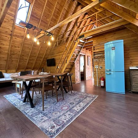 Panurlawoodenhouse Oezel Havuz& Sauna Mavi Exterior photo