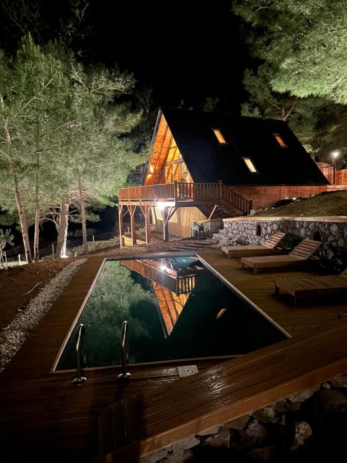 Panurlawoodenhouse Oezel Havuz& Sauna Mavi Exterior photo