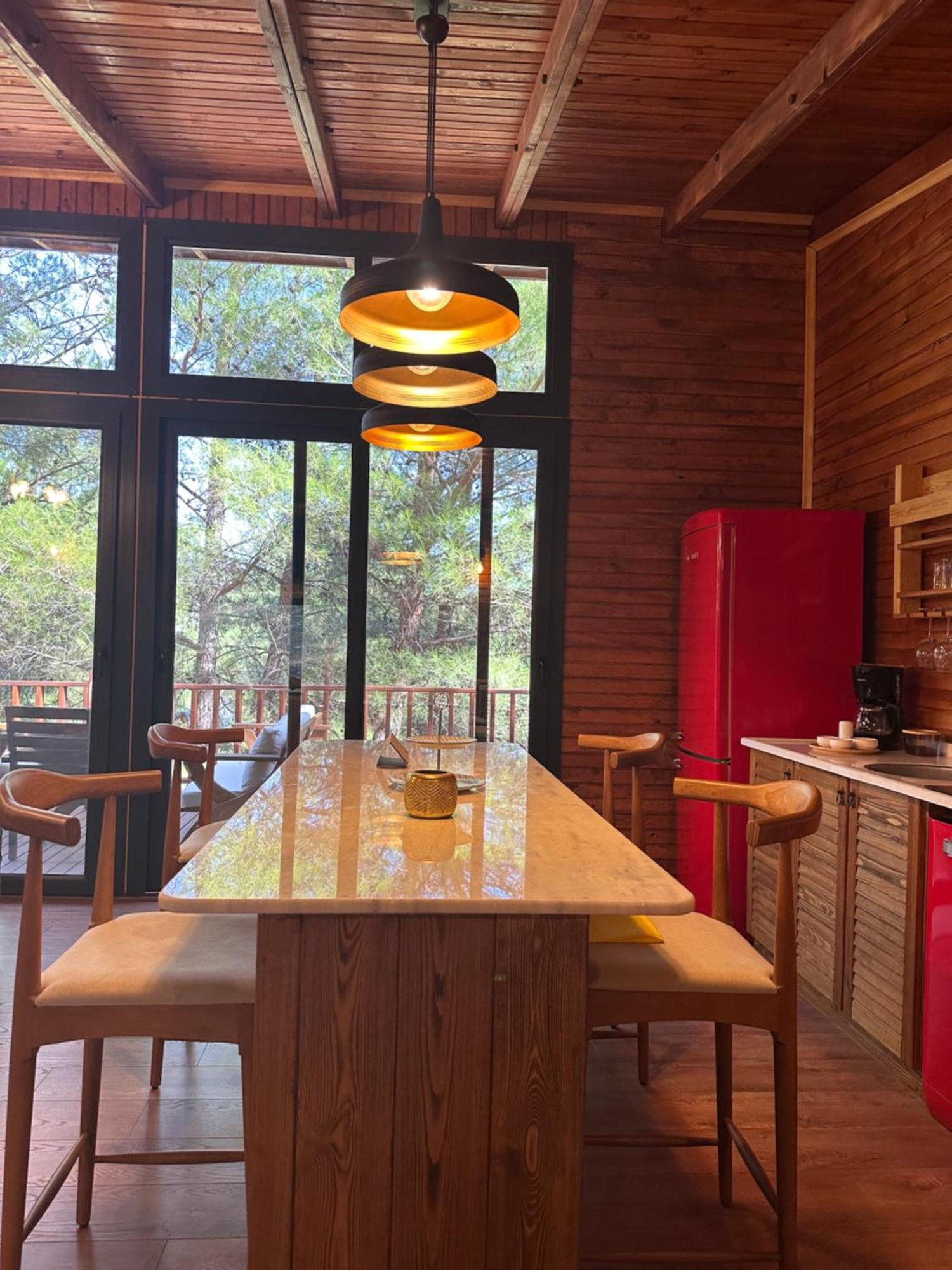 Panurlawoodenhouse Oezel Havuz& Sauna Mavi Exterior photo
