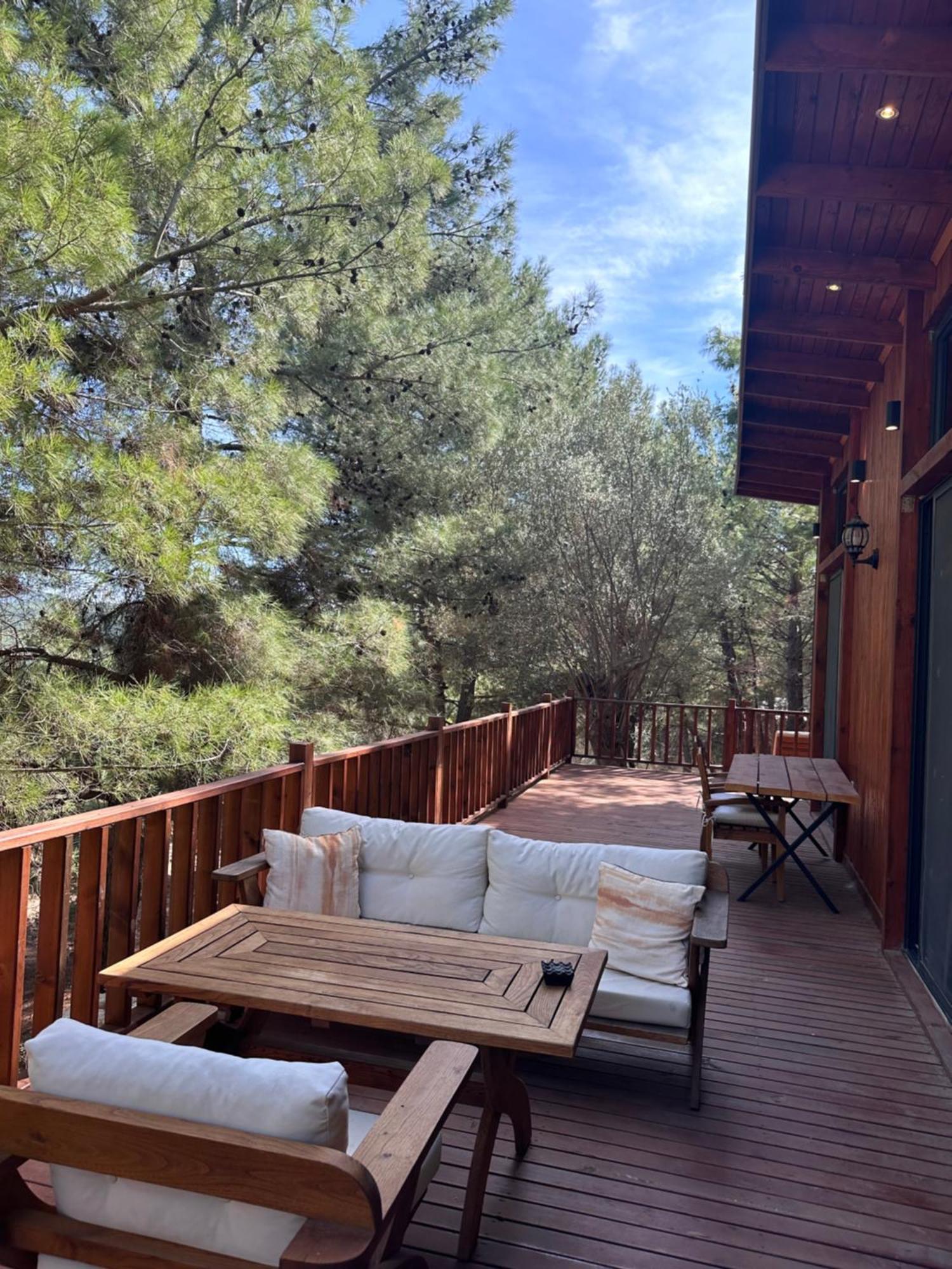 Panurlawoodenhouse Oezel Havuz& Sauna Mavi Exterior photo